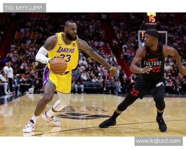 2013年湖人与热火的经典对决回顾与赛季精彩瞬间分析